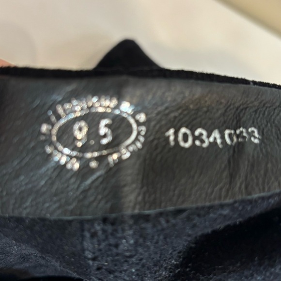 JOHN FLUEVOG Sz 9.5 Ankle Booties Suede Stacked Heel Zipper Closure Boots - Picture 12 of 12